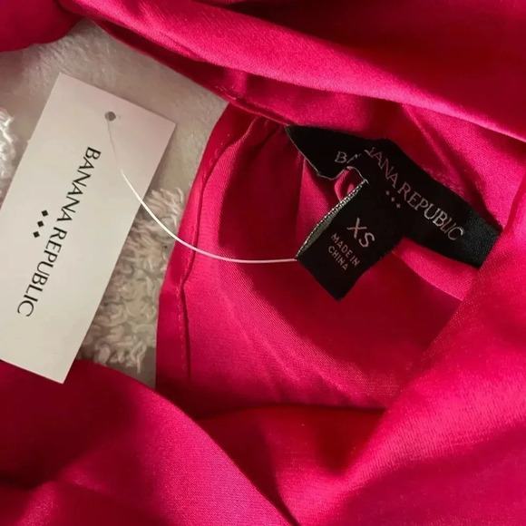 Banana Republic Tie-Back Blouse Tank - Picture 7 of 10